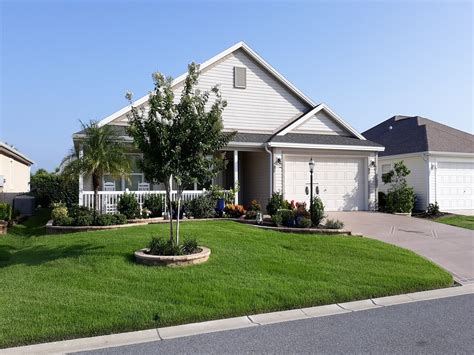 Homes For Sale by Owner in 32163 .